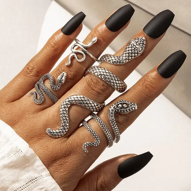 Snake Ring - Serpentine Elegance Ring